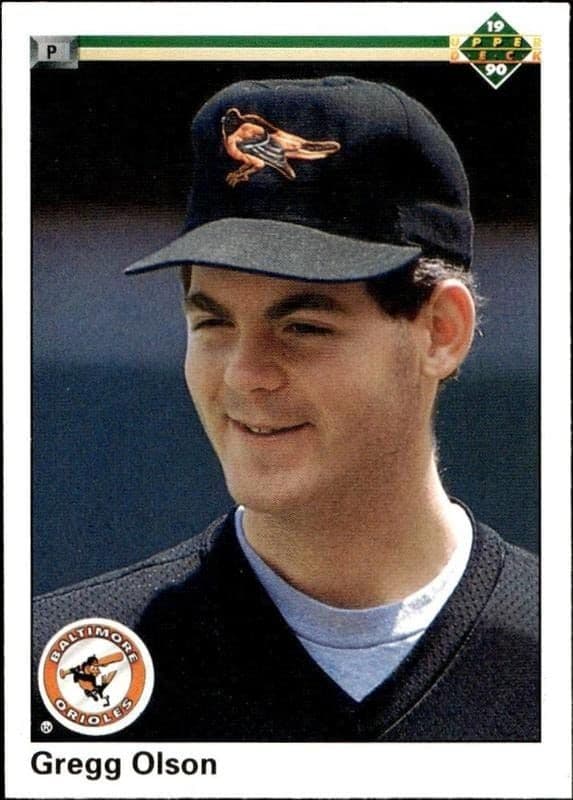 1990 Upper-Deck Low Number Gregg Olson #604 trading card