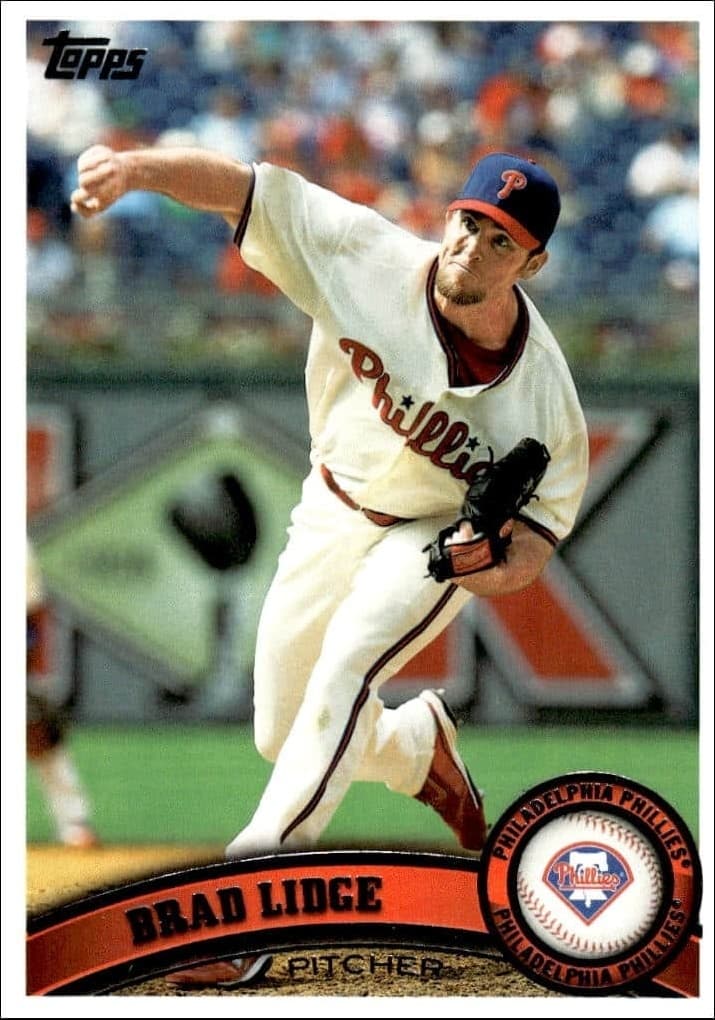 2011 Topps Brad Lidge #242 baseball trading card front