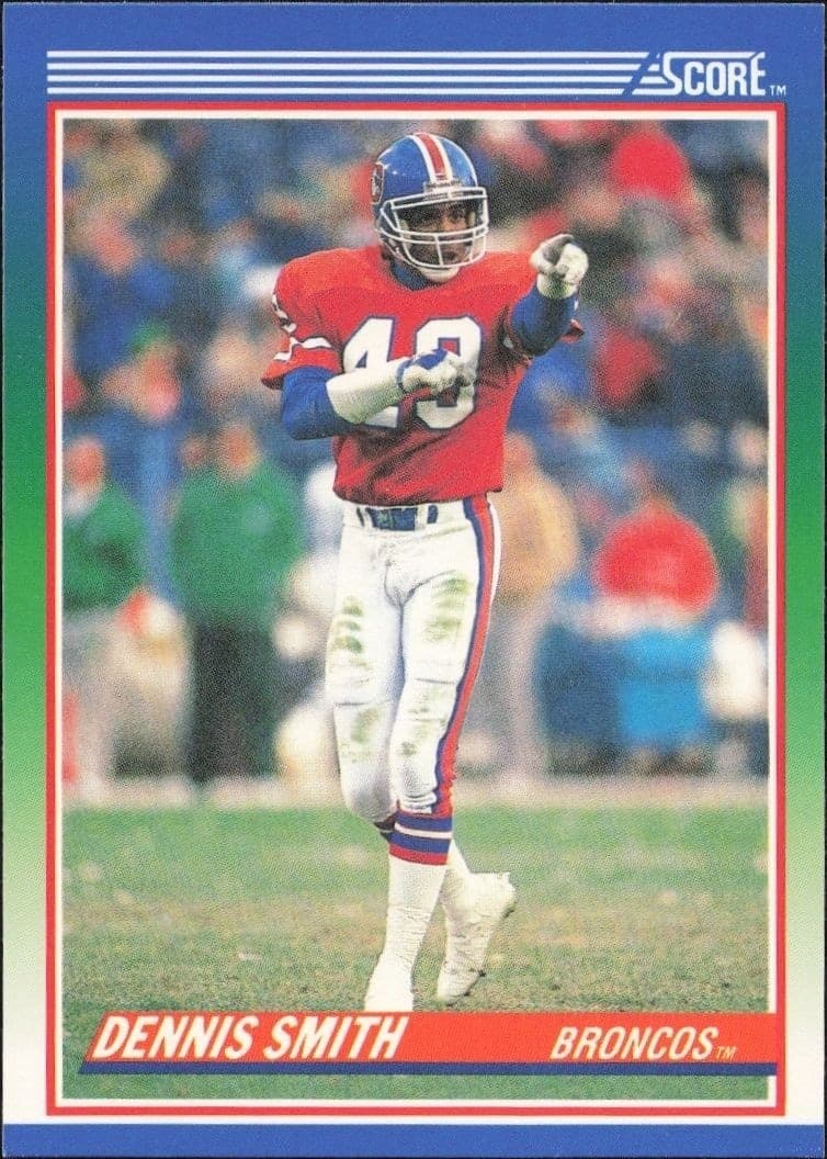 1990 Score Dennis Smith #92 football trading card front