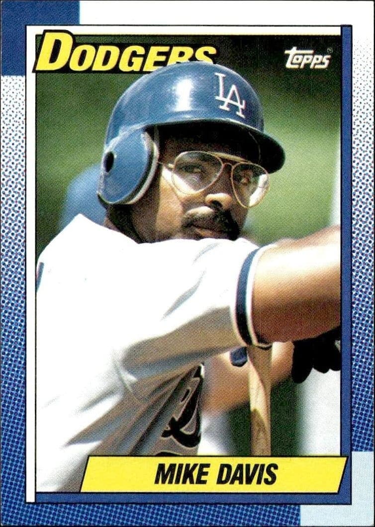 1990 Topps Mike Davis #697 trading card