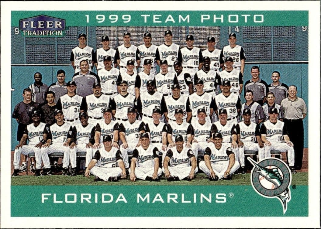 2000 Fleer Tradition Glossy Florida Marlins #401 baseball trading card front