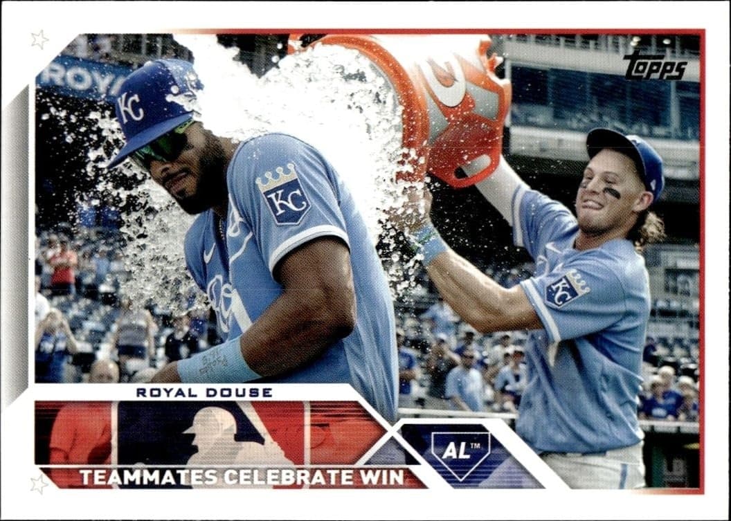 2023 Topps Series 2 Royal Douse #334 baseball trading card front