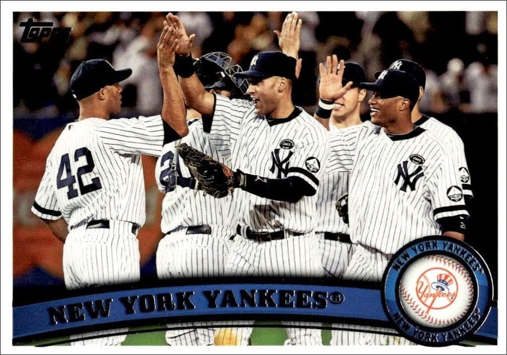 2011 Topps Series 2 New York Yankees #424 trading card