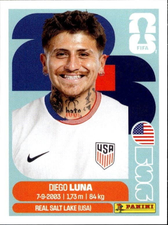 Diego Luna - Front