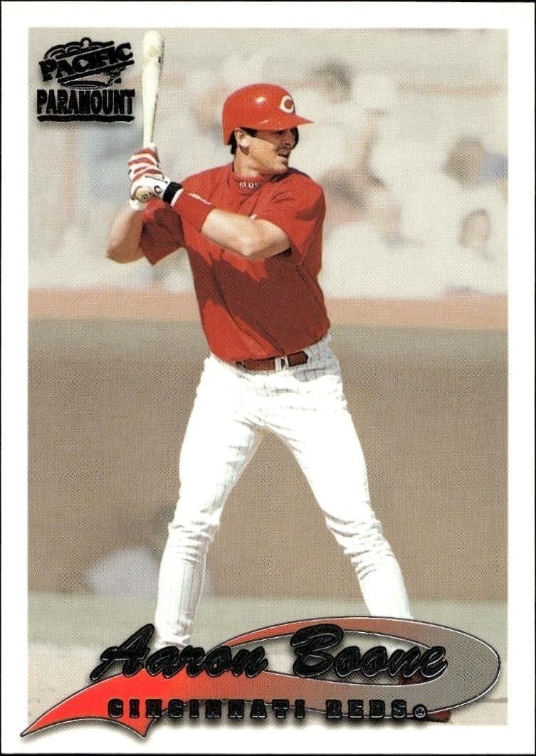Aaron Boone 1999 Pacific Paramount #61 Baseball Trading Card - Front 1999 Pacific Paramount Aaron Boone #61 baseball trading card front