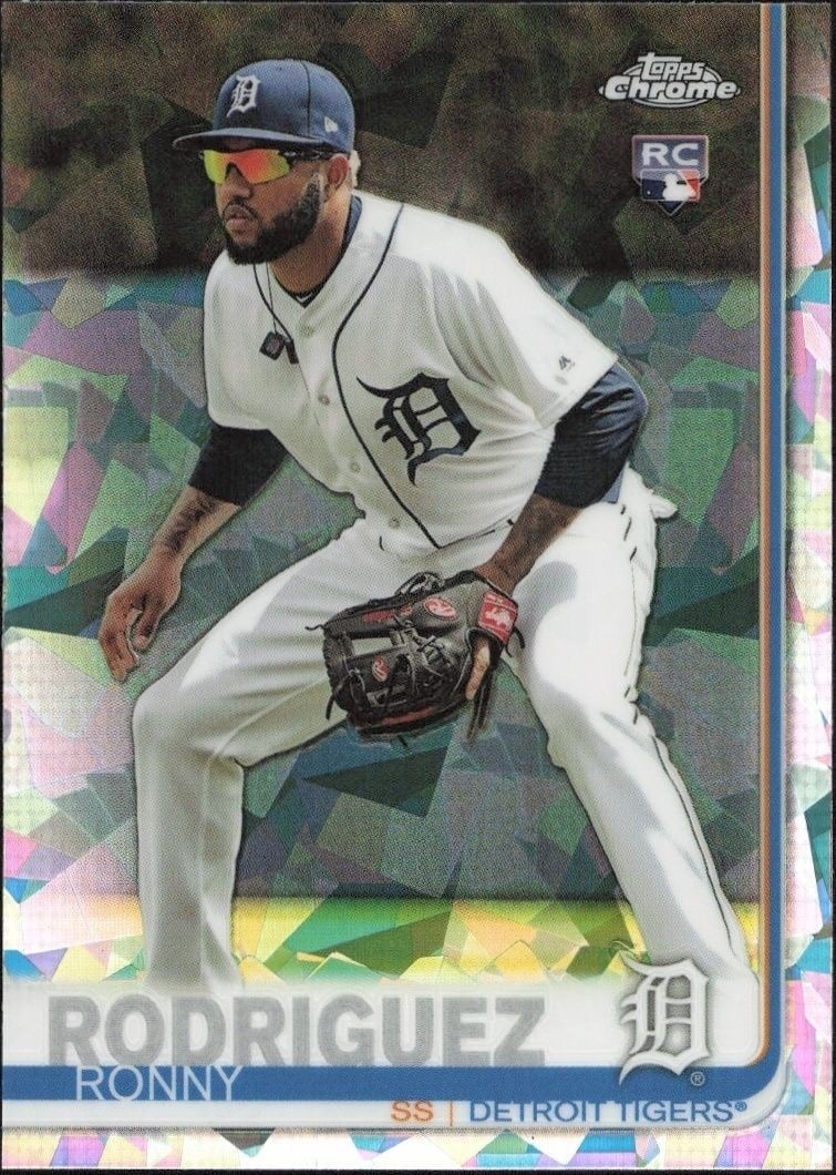 2019 Topps Chrome Ronny Rodriguez #667 trading card