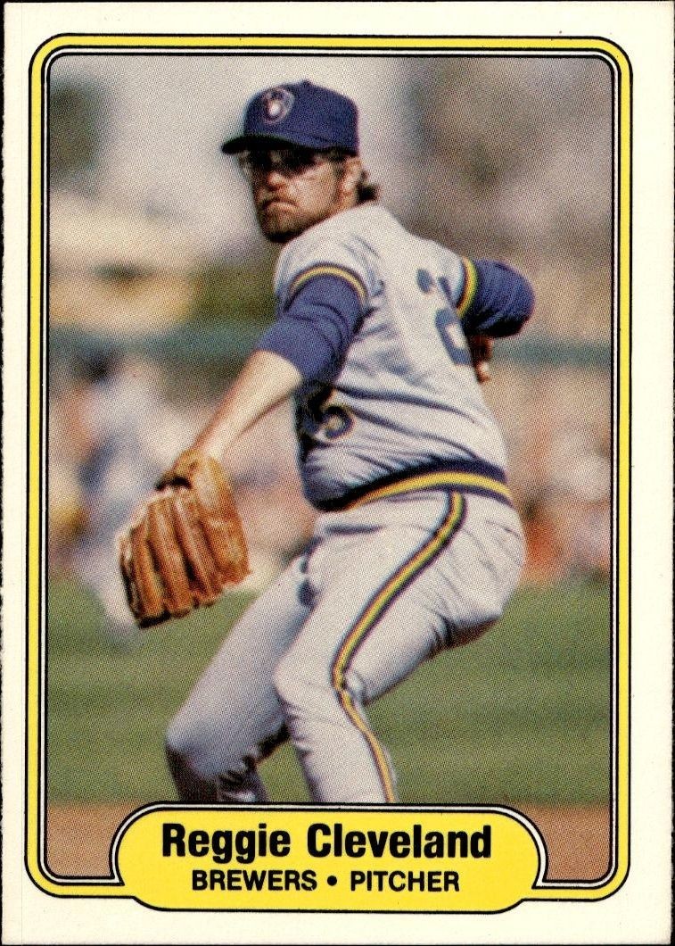 1982 Fleer Reggie Cleveland #137 trading card