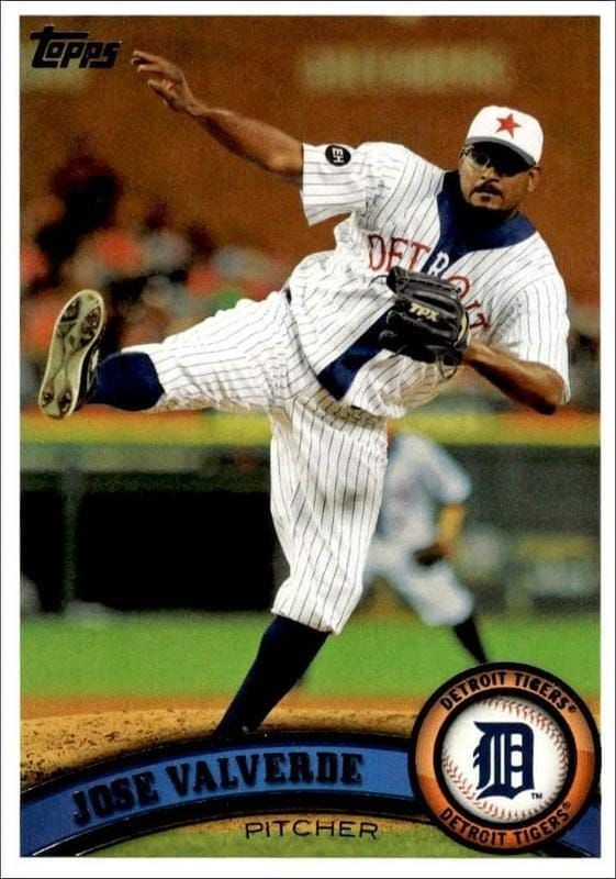 2011 Topps Series 2 Jose Valverde #594 trading card