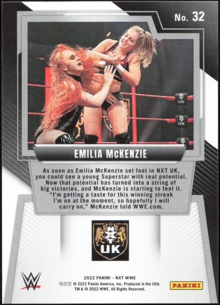 2022 Panini NXT 2.0 WWE Emilia McKenzie #32 wrestling trading card back