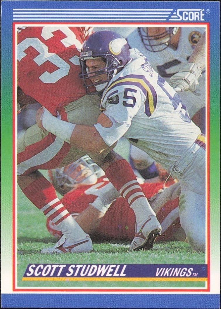 1990 Score Scott Studwell #377 trading card