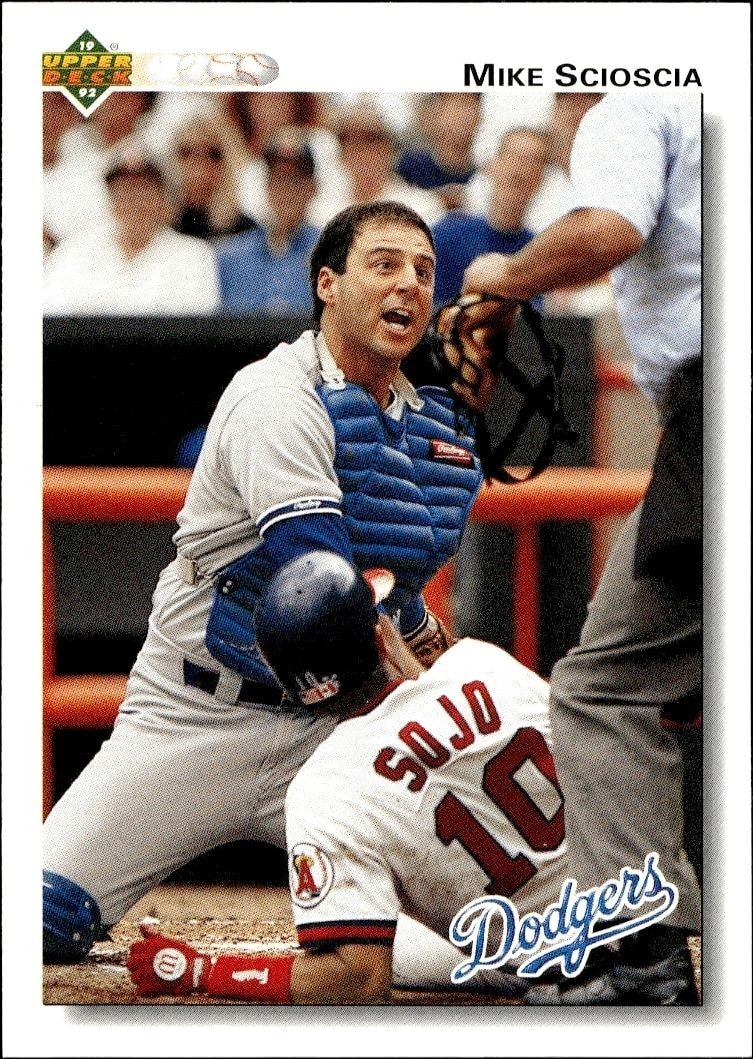 1992 Upper-Deck Low Number Mike Scioscia #152 trading card