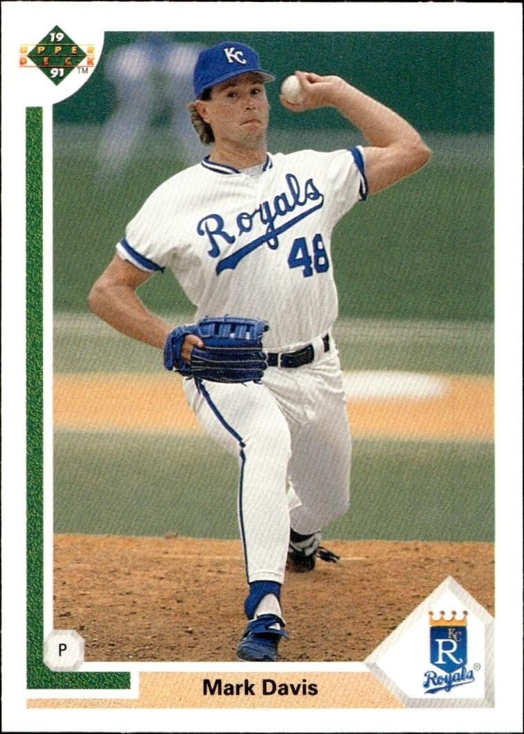 1991 Upper-Deck Low Number Mark Davis #589 trading card
