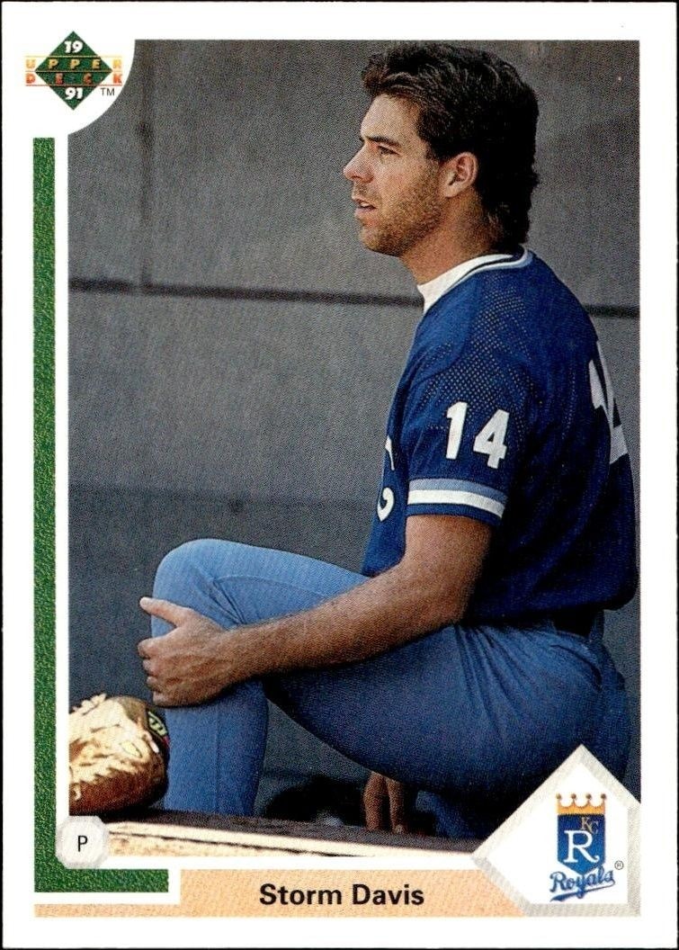 1991 Upper-Deck Low Number Storm Davis #639 trading card