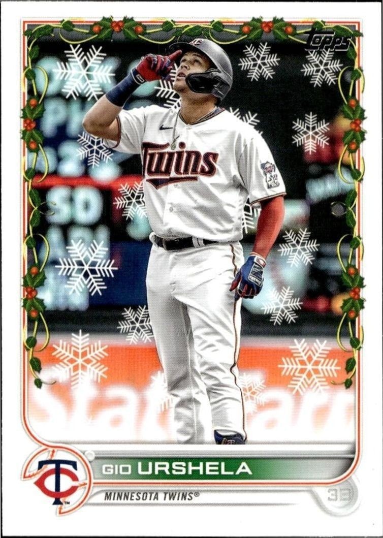 2022 Topps Holiday Gio Urshela #HW39 trading card