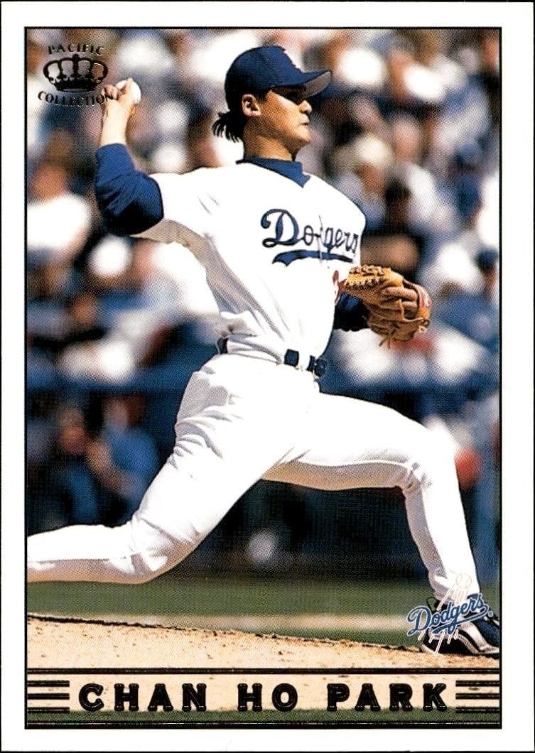 1999 Pacific Crown Collection Chan Ho Park #144 trading card