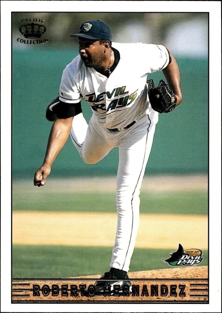 1999 Pacific Crown Collection Roberto Hernandez #274 trading card