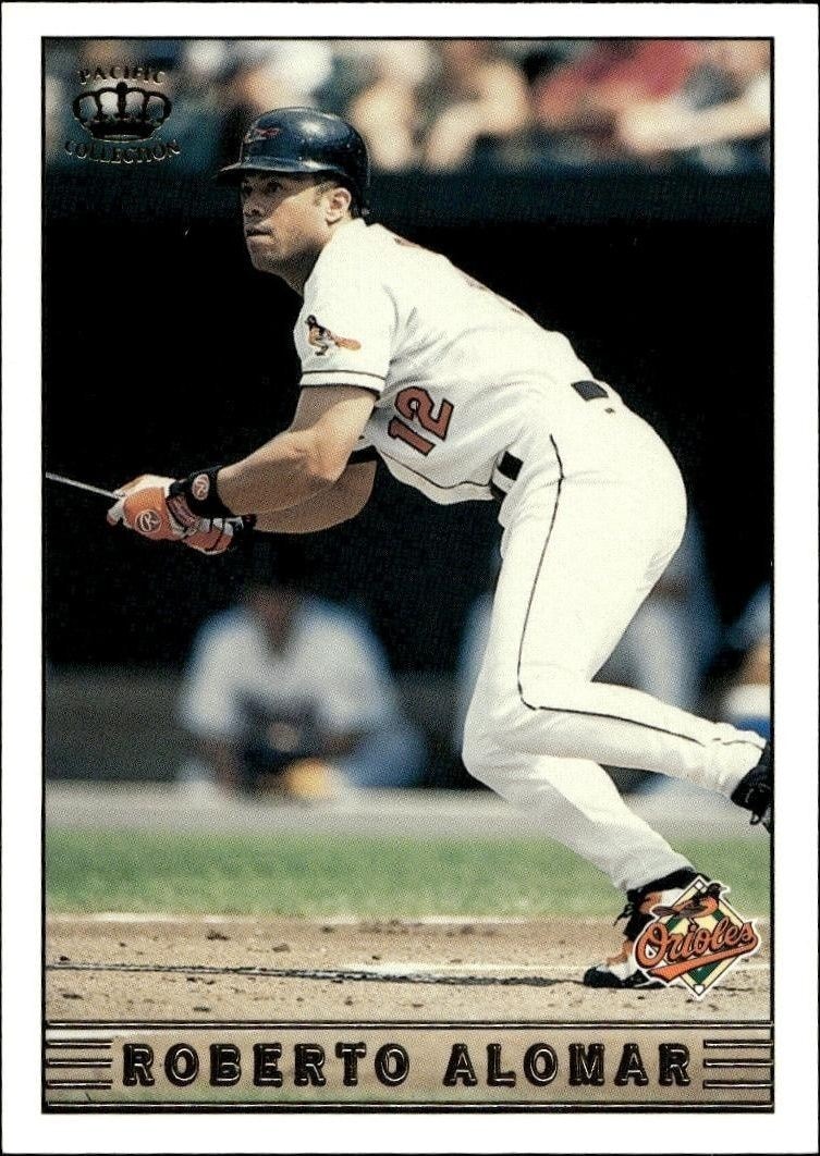 1999 Pacific Crown Collection Roberto Alomar #33 trading card