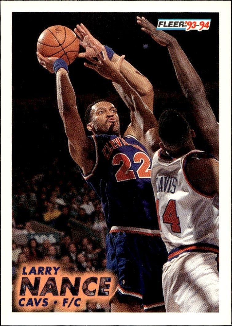 1993-94 Fleer Larry Nance #38 trading card