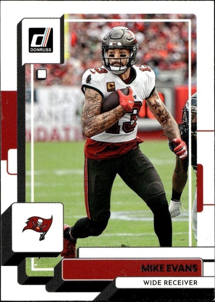 2022 Panini Donruss Mike Evans #252 trading card