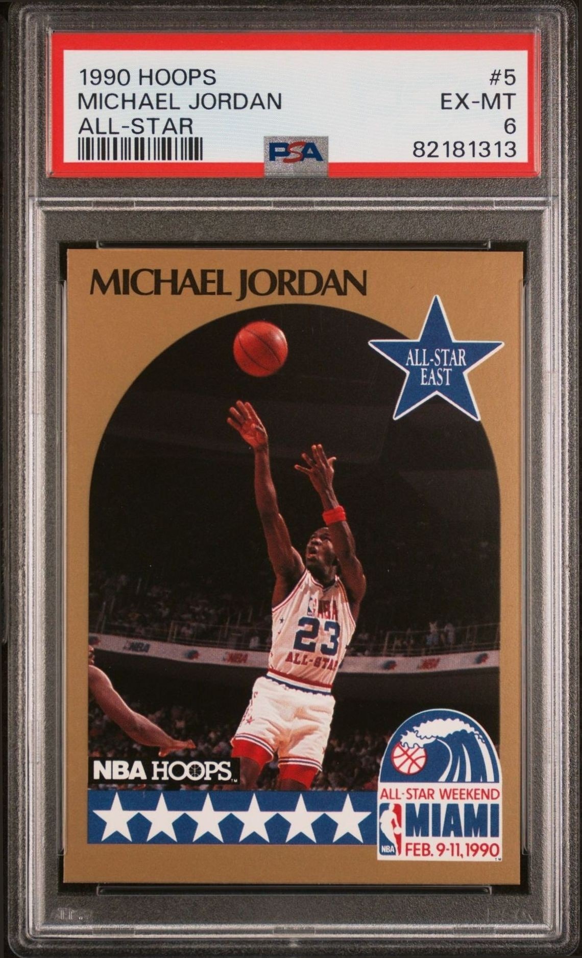1990-91 Skybox NBA Hoops Michael Jordan #5 trading card